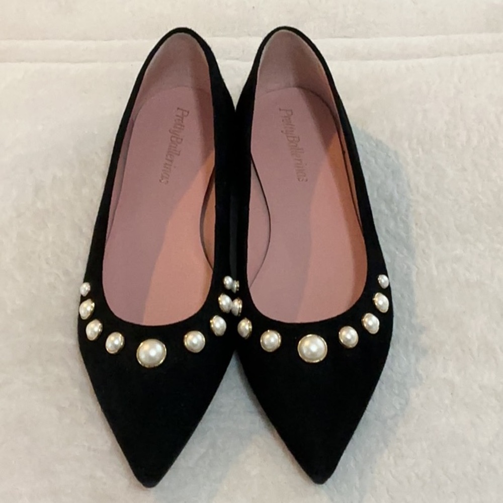 NWOT Pretty Ballerinas Black Suede Ballet Flats w/ Pearls